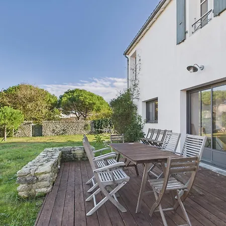 400m De La Plage, Jardin, Maison Pour 8 Holiday home *