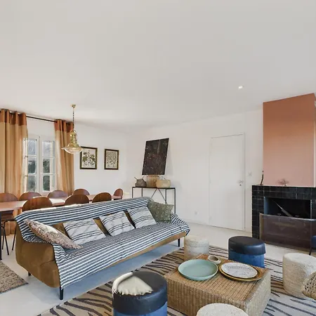 400m De La Plage, Jardin, Maison Pour 8 Holiday home Saint-Clement-des-Baleines