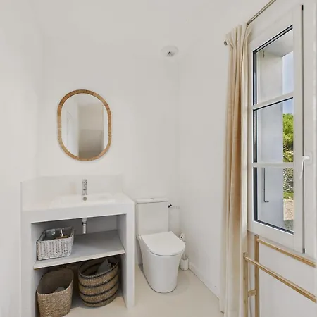 Holiday home 400m De La Plage, Jardin, Maison Pour 8 *