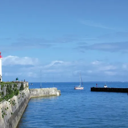 400m De La Plage, Jardin, Maison Pour 8 Holiday home