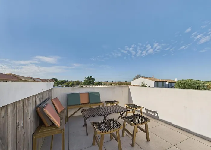 400m De La Plage, Jardin, Maison Pour 8