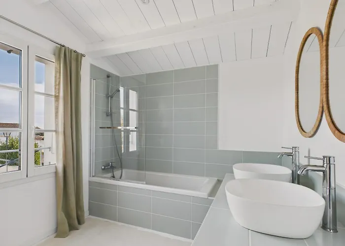 Сasa de vacaciones 400m De La Plage, Jardin, Maison Pour 8