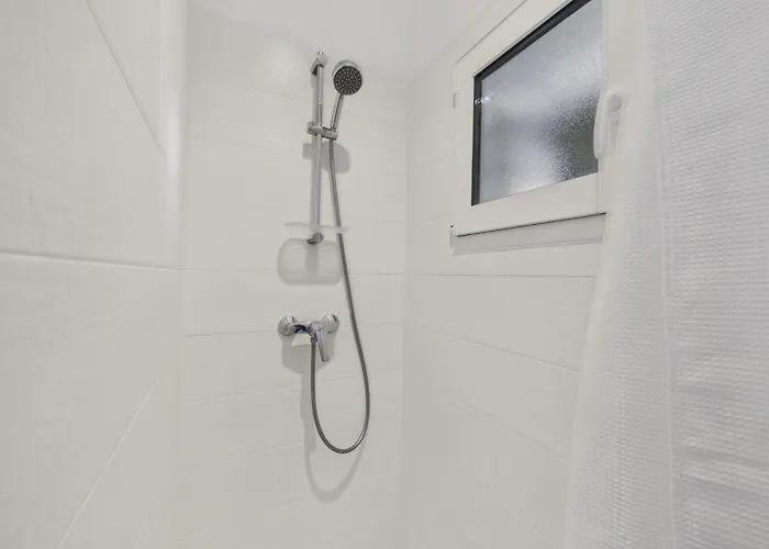 400m De La Plage, Jardin, Maison Pour 8 Сasa de vacaciones