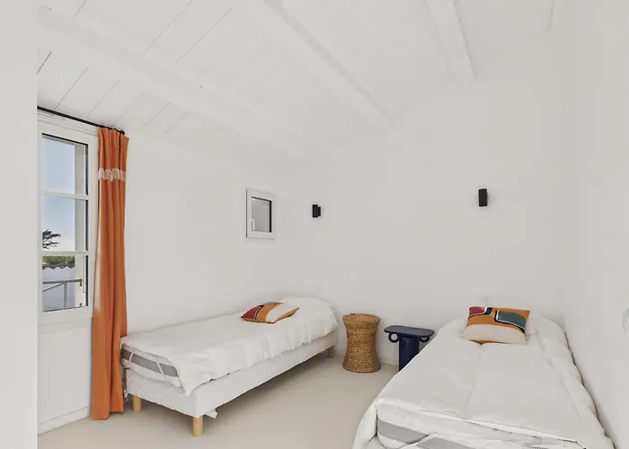 400m De La Plage, Jardin, Maison Pour 8 Saint-Clément-des-Baleines