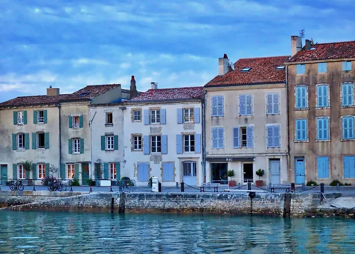 400m De La Plage, Jardin, Maison Pour 8 Saint-Clément-des-Baleines